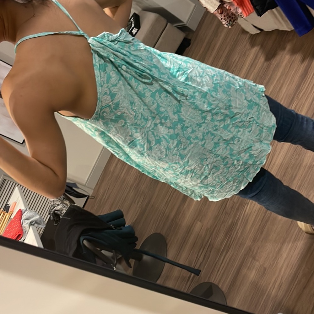 Embroidered Tank - Picture 3 of 4
